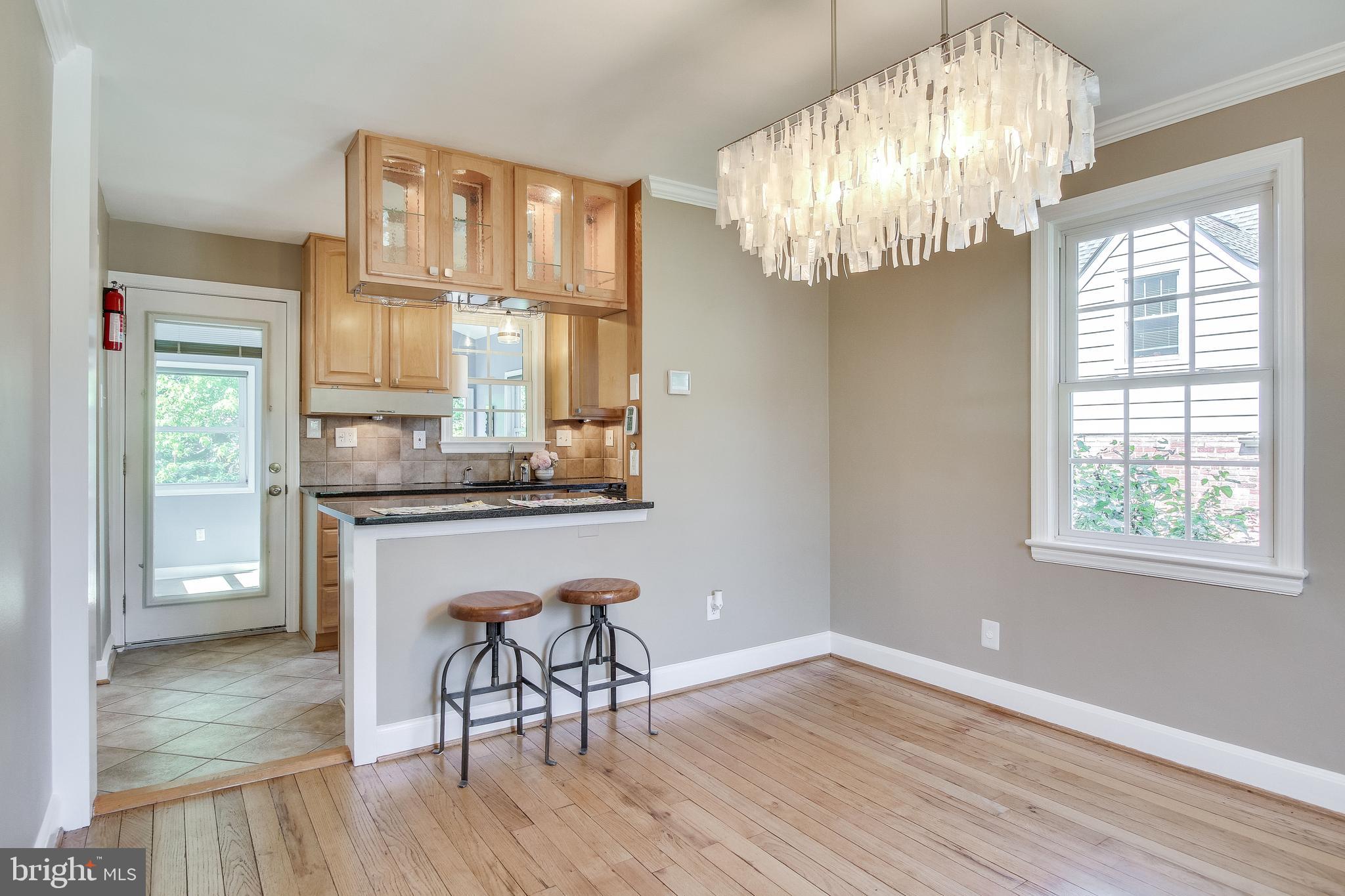 WAVERLY HILLS - Residential