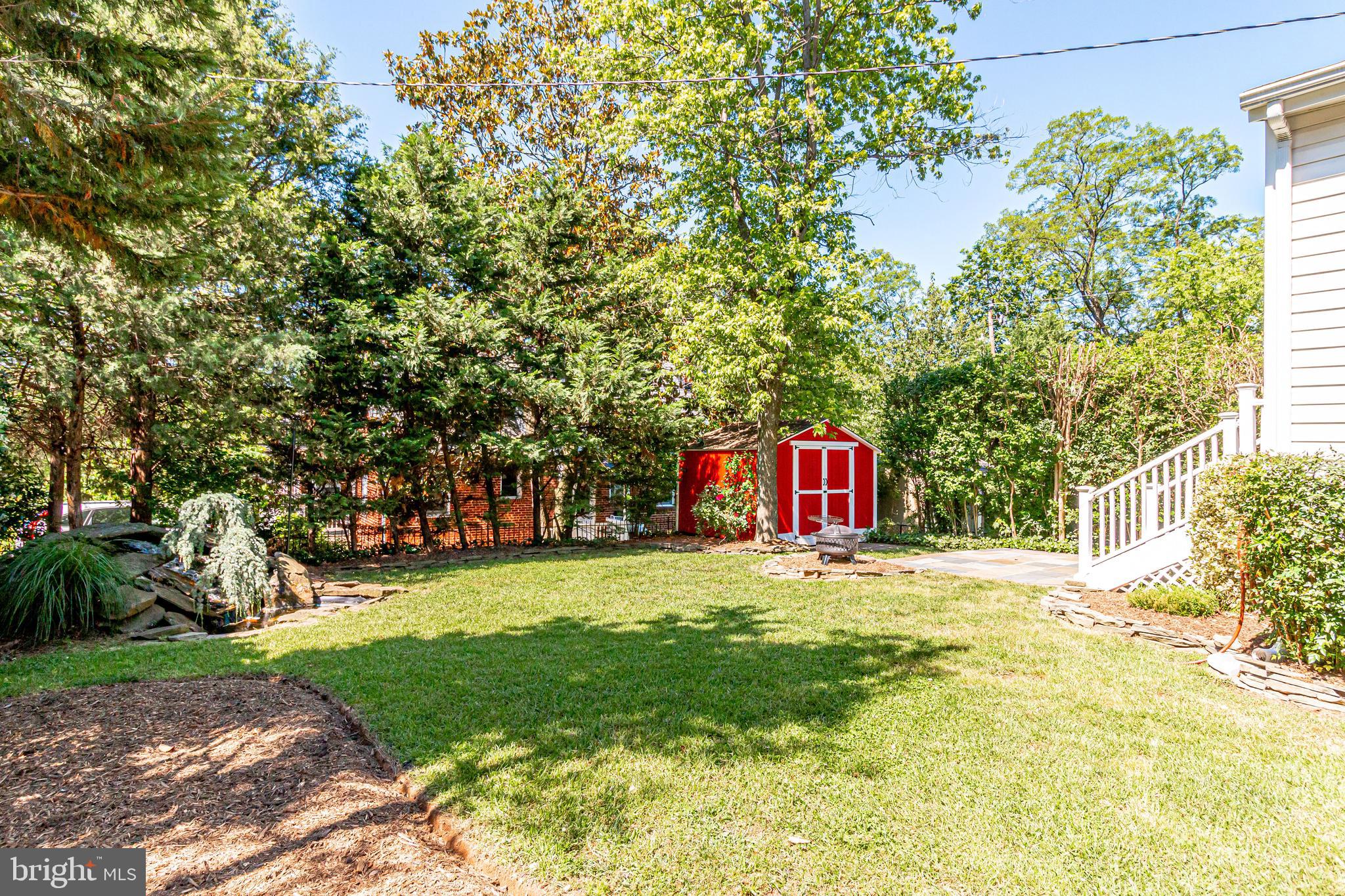 WAVERLY HILLS - Residential