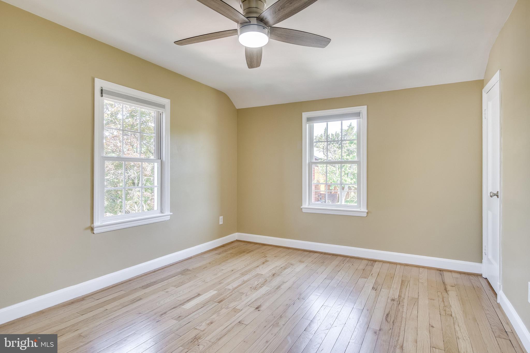 WAVERLY HILLS - Residential