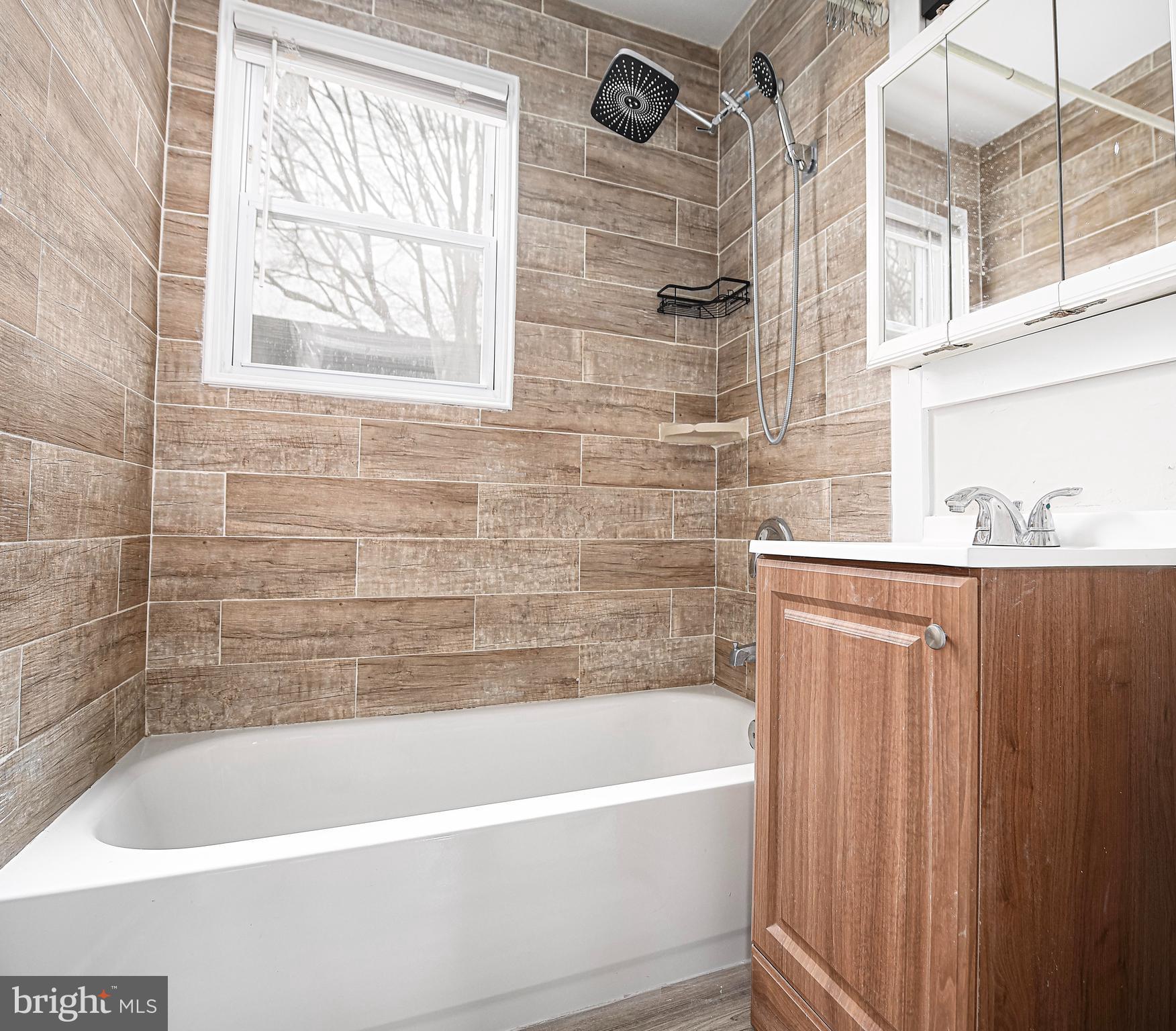 CONCORD FIELDS - Residential Lease