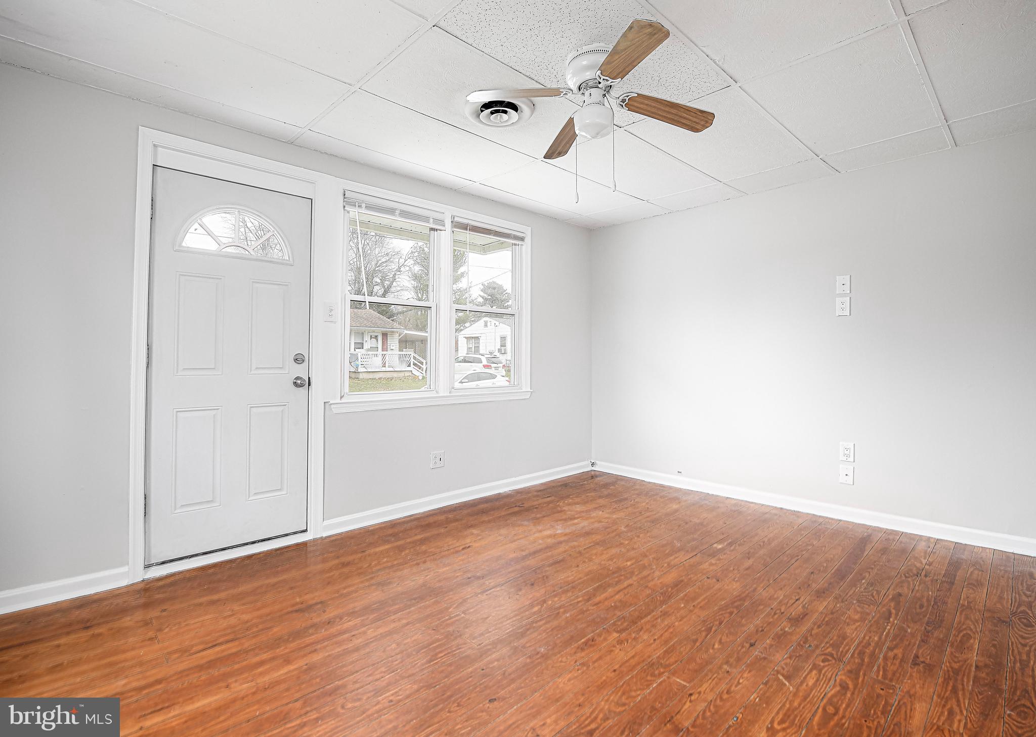 CONCORD FIELDS - Residential Lease