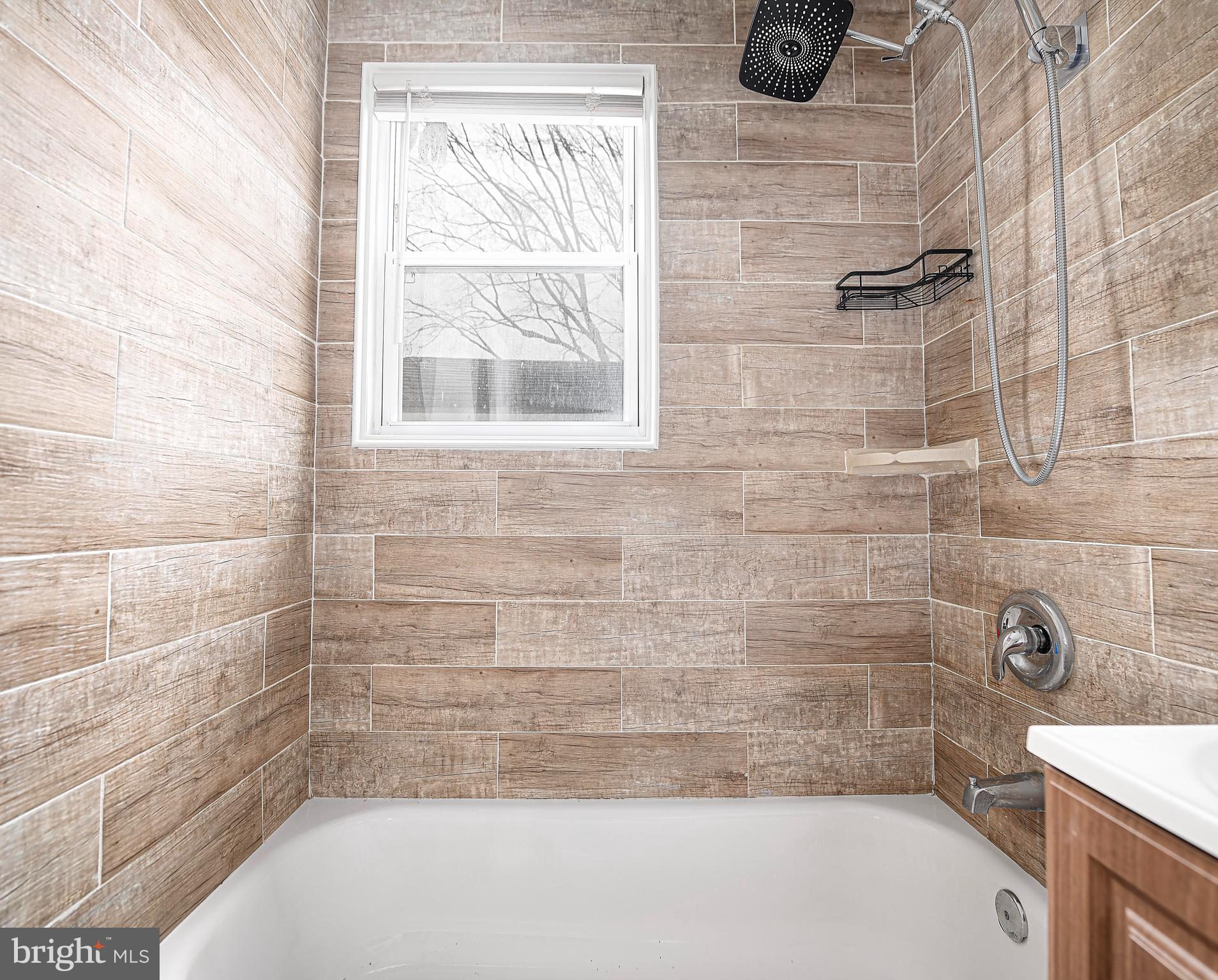 CONCORD FIELDS - Residential Lease