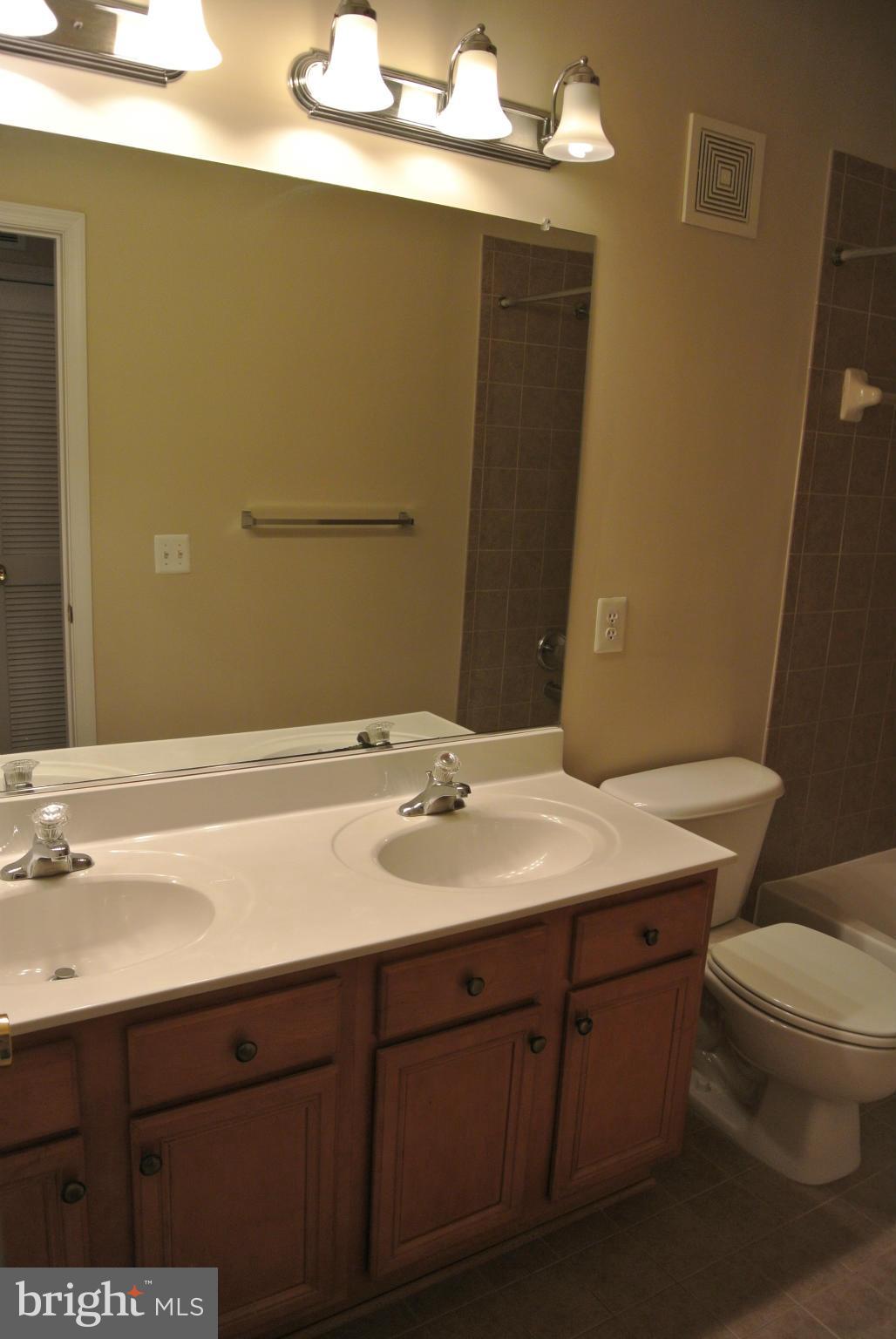 EAST MARKET - Residential Lease