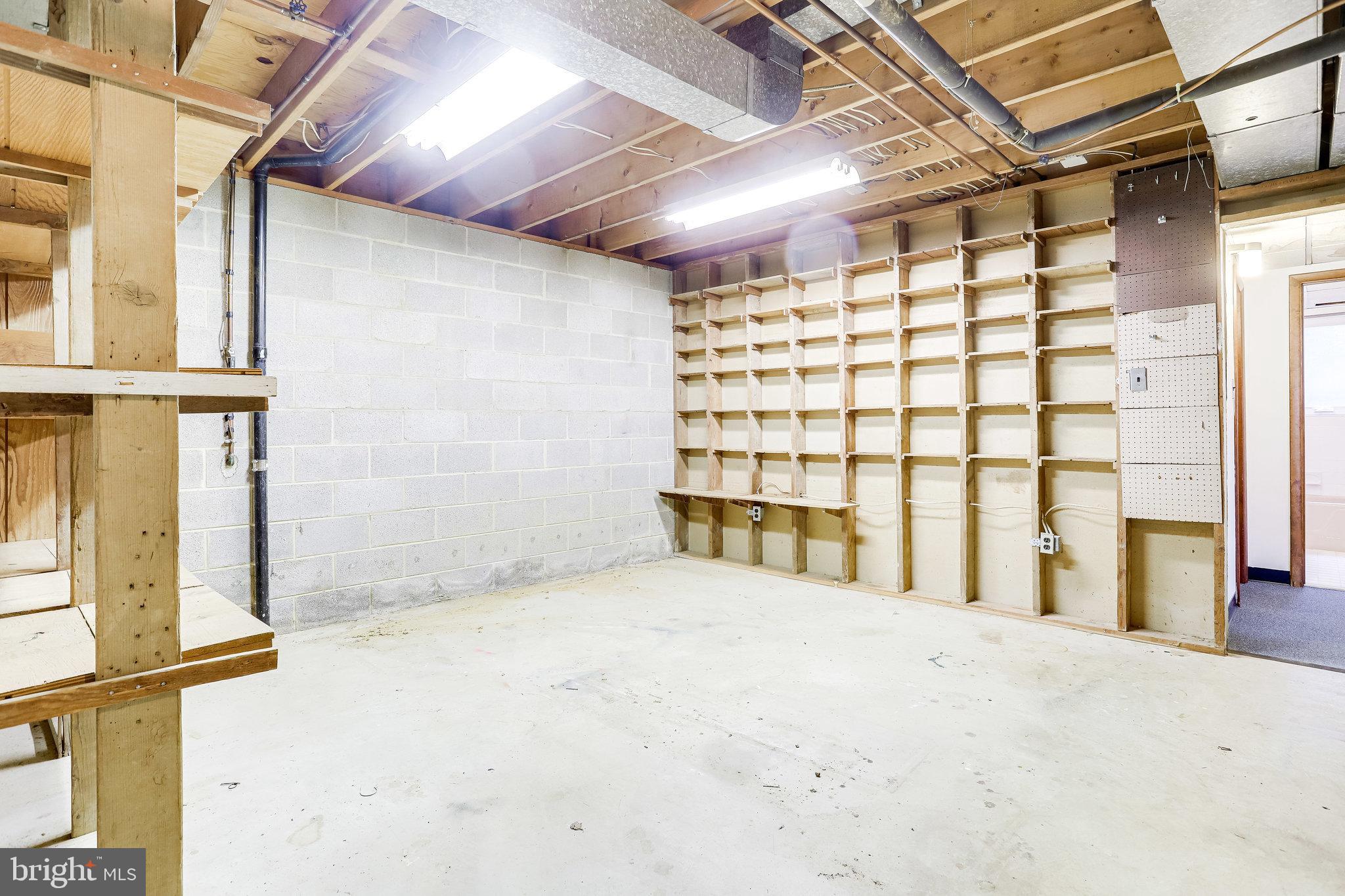 GEORGE MASON TERRACE - Residential