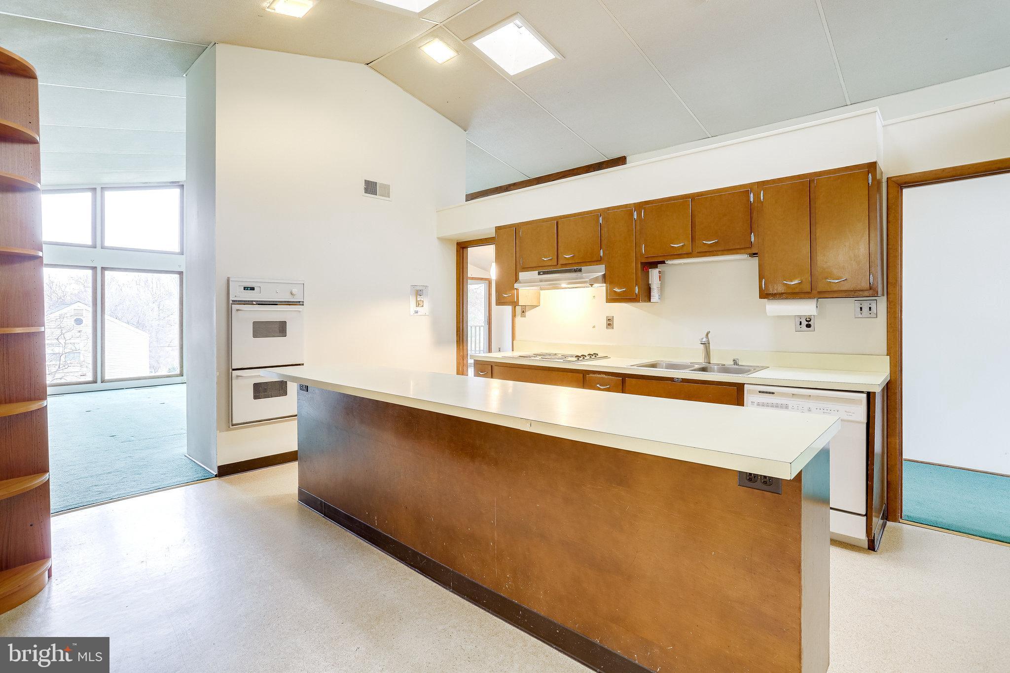 GEORGE MASON TERRACE - Residential