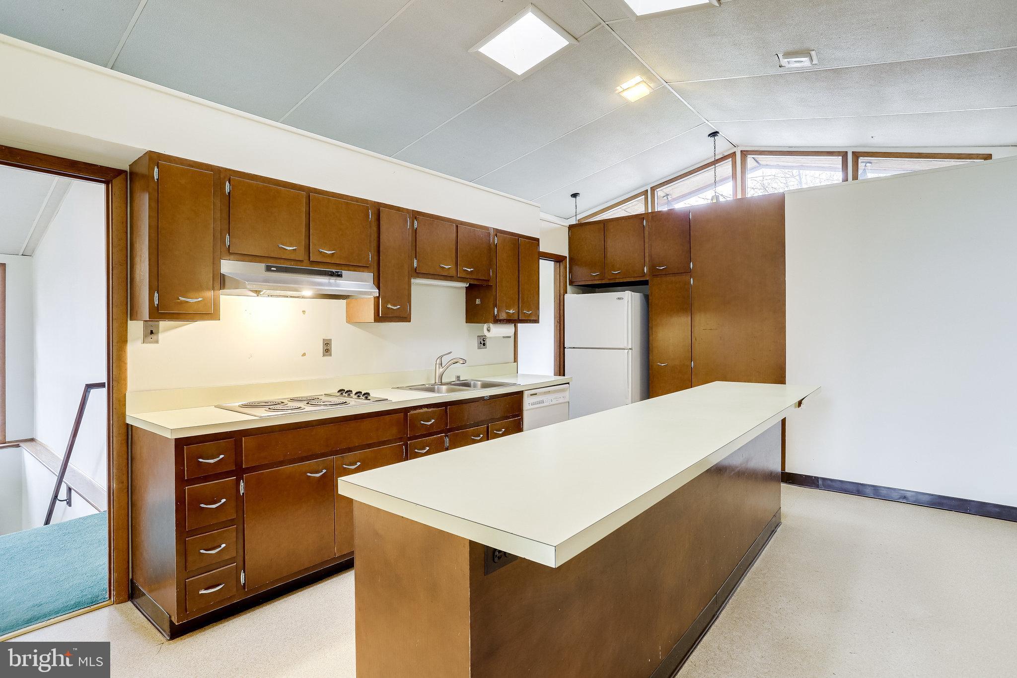 GEORGE MASON TERRACE - Residential