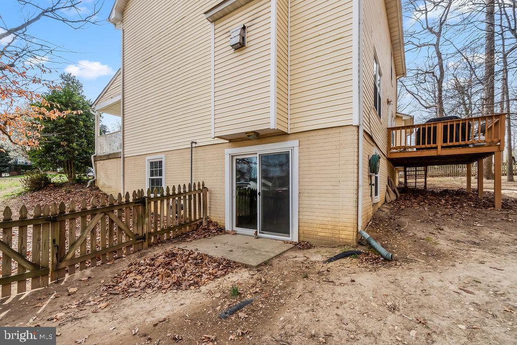 LEE'S HILL OAKMONT VILLAGE - Residential