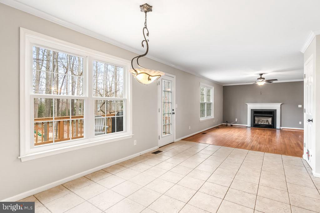 LEE'S HILL OAKMONT VILLAGE - Residential