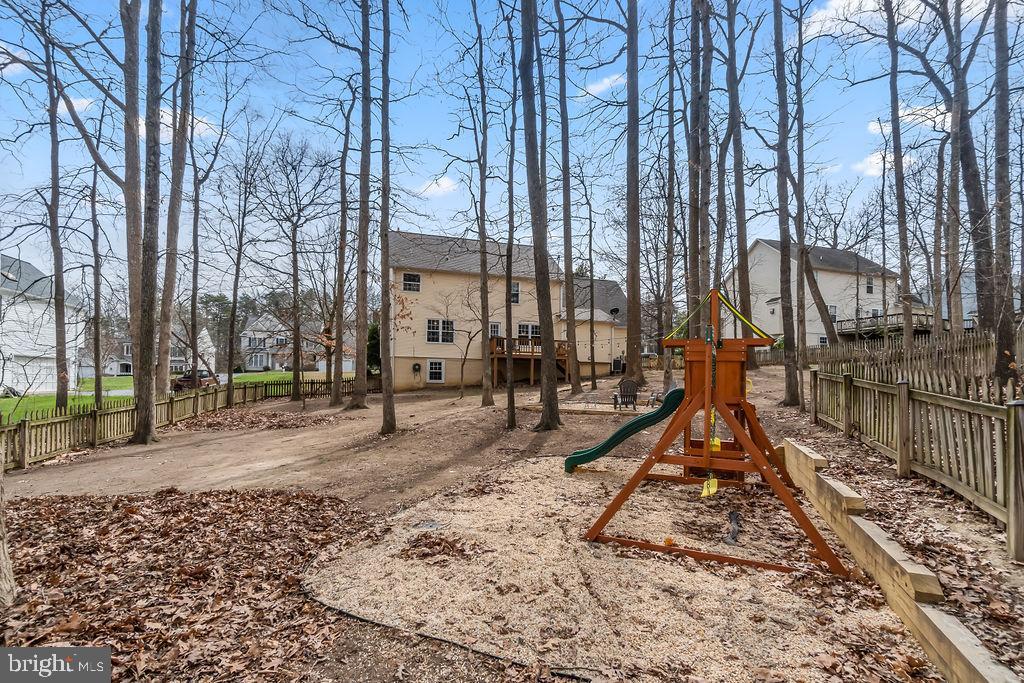 LEE'S HILL OAKMONT VILLAGE - Residential