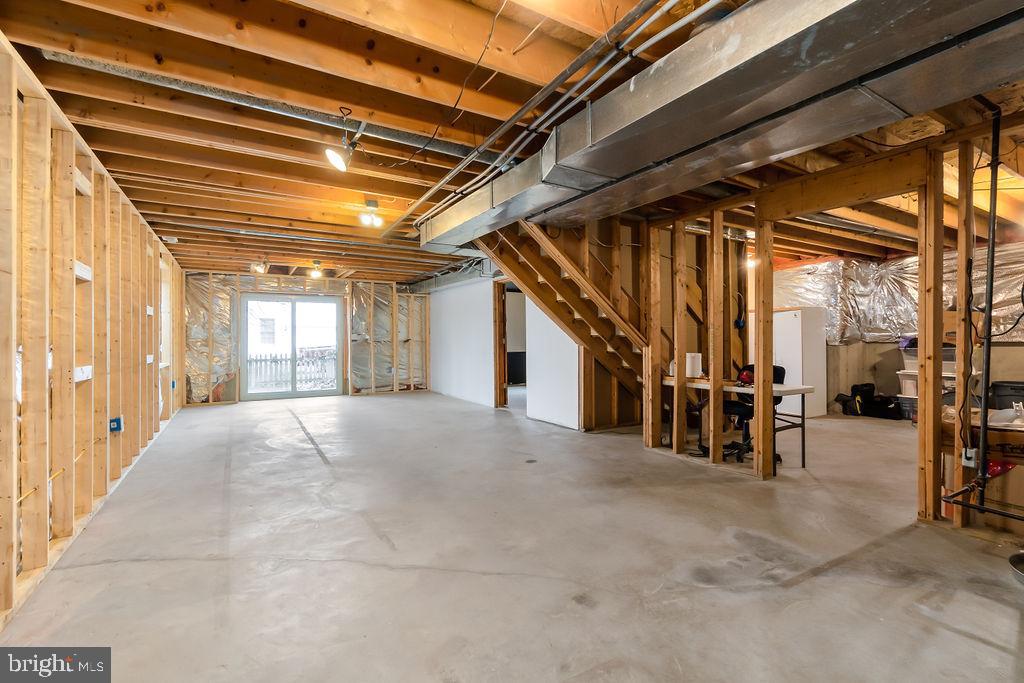 LEE'S HILL OAKMONT VILLAGE - Residential