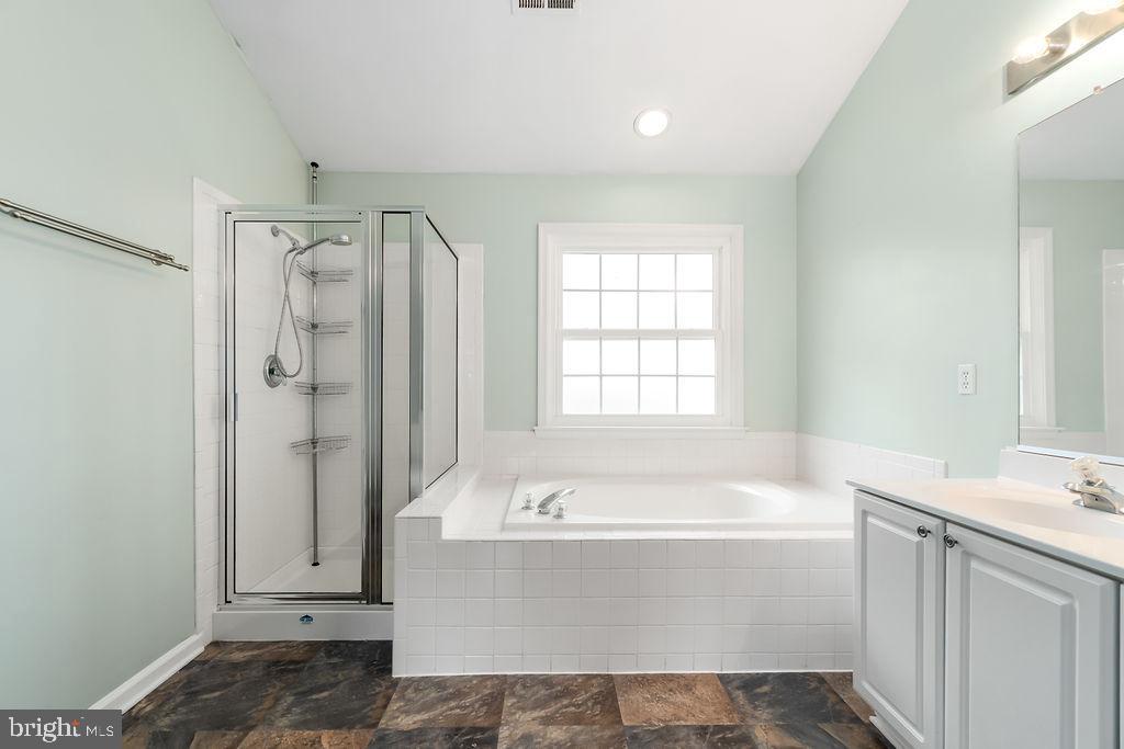 LEE'S HILL OAKMONT VILLAGE - Residential