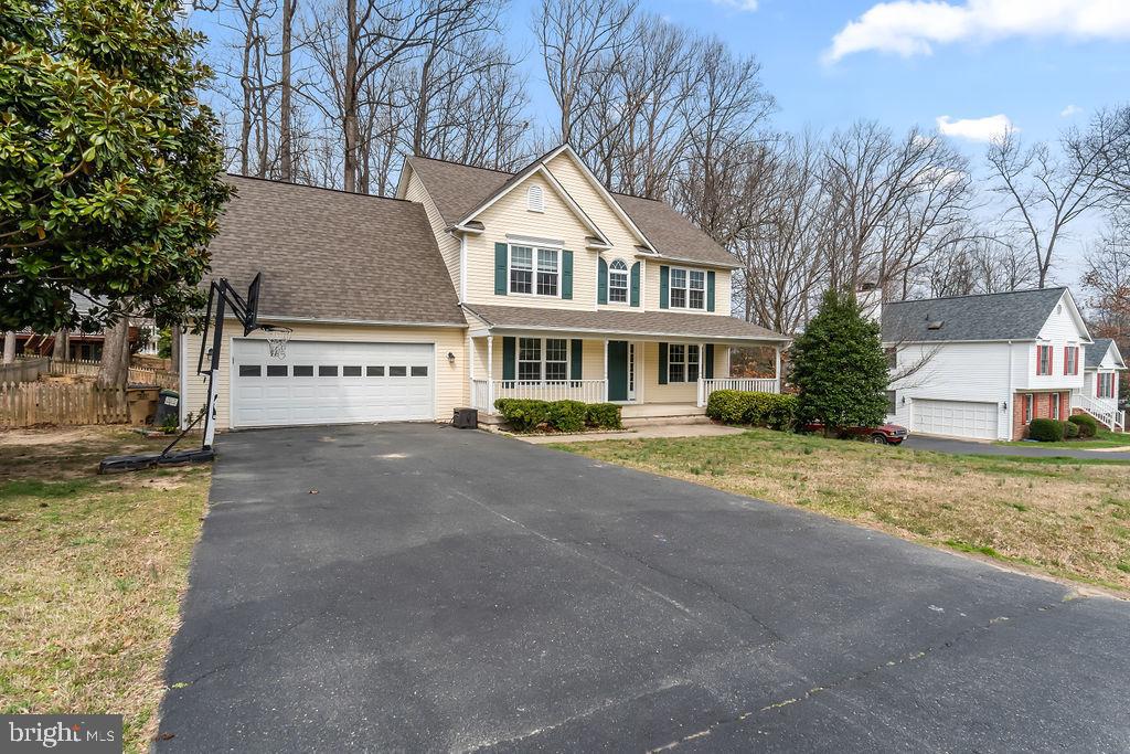 LEE'S HILL OAKMONT VILLAGE - Residential