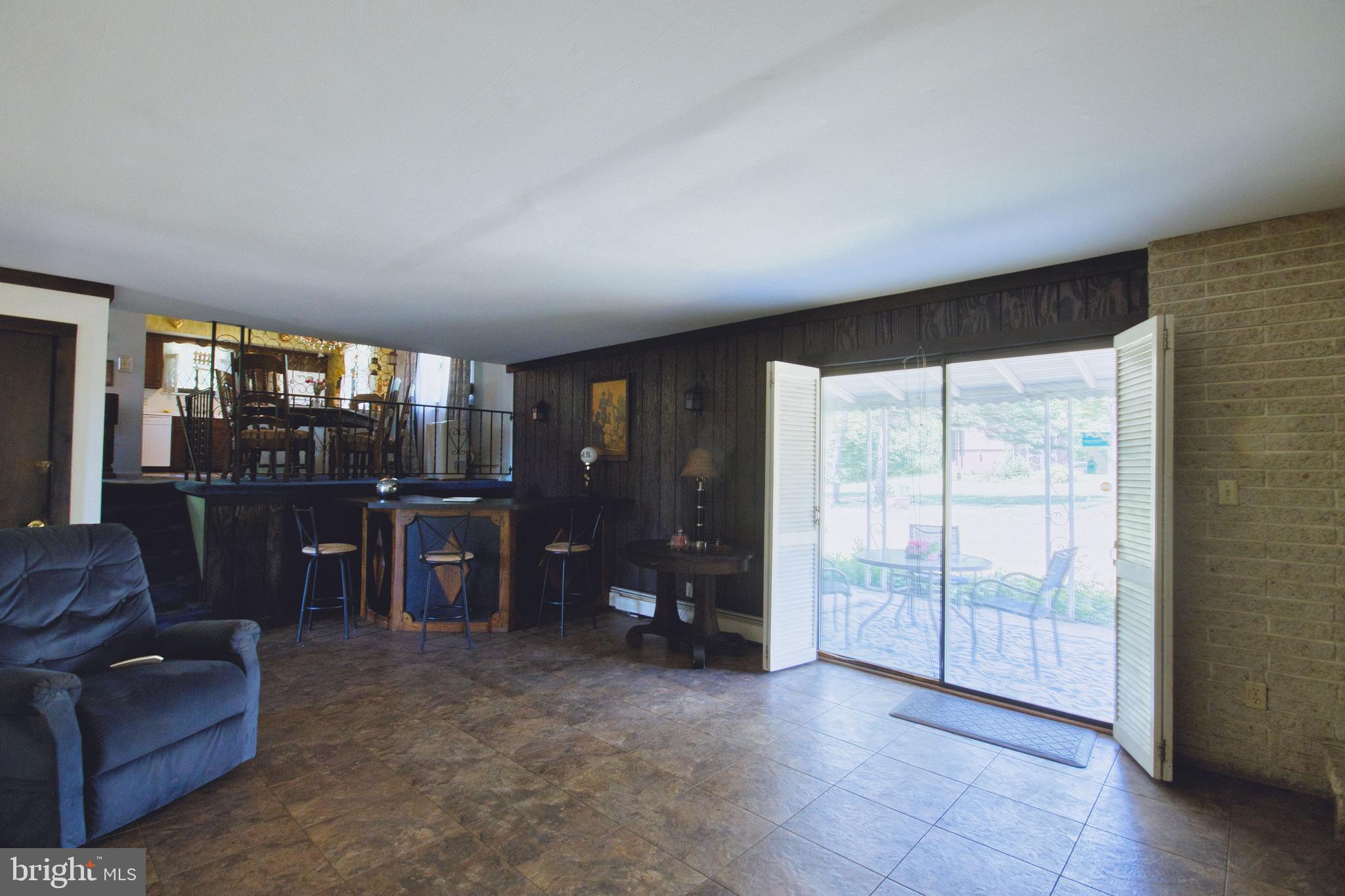 211 REEDSVILLE ROAD