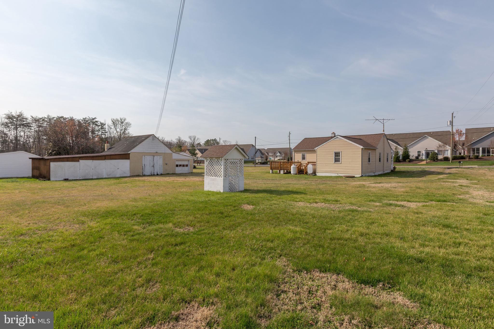 PLEASANT VILLAGE - Residential