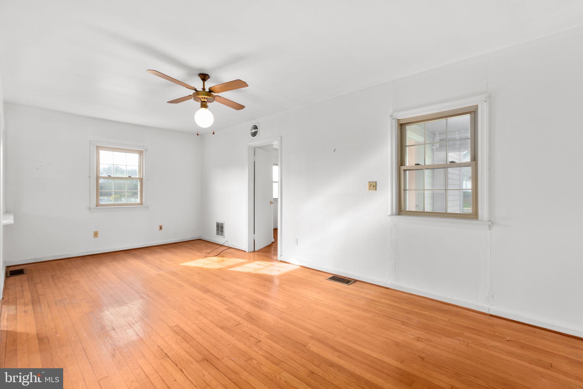 PLEASANT VILLAGE - Residential