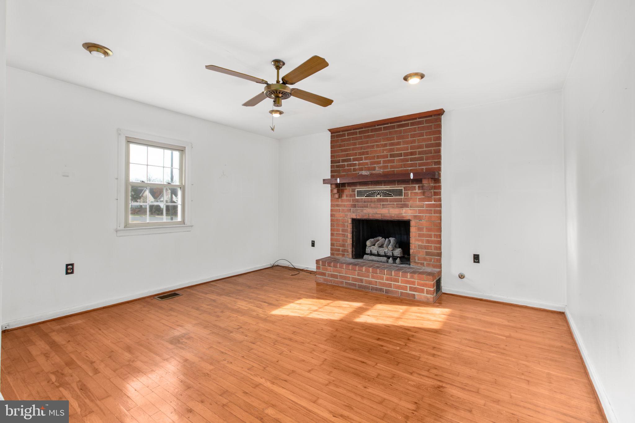 PLEASANT VILLAGE - Residential