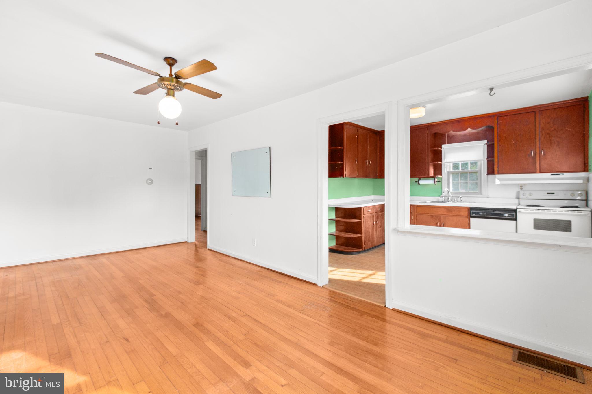 PLEASANT VILLAGE - Residential