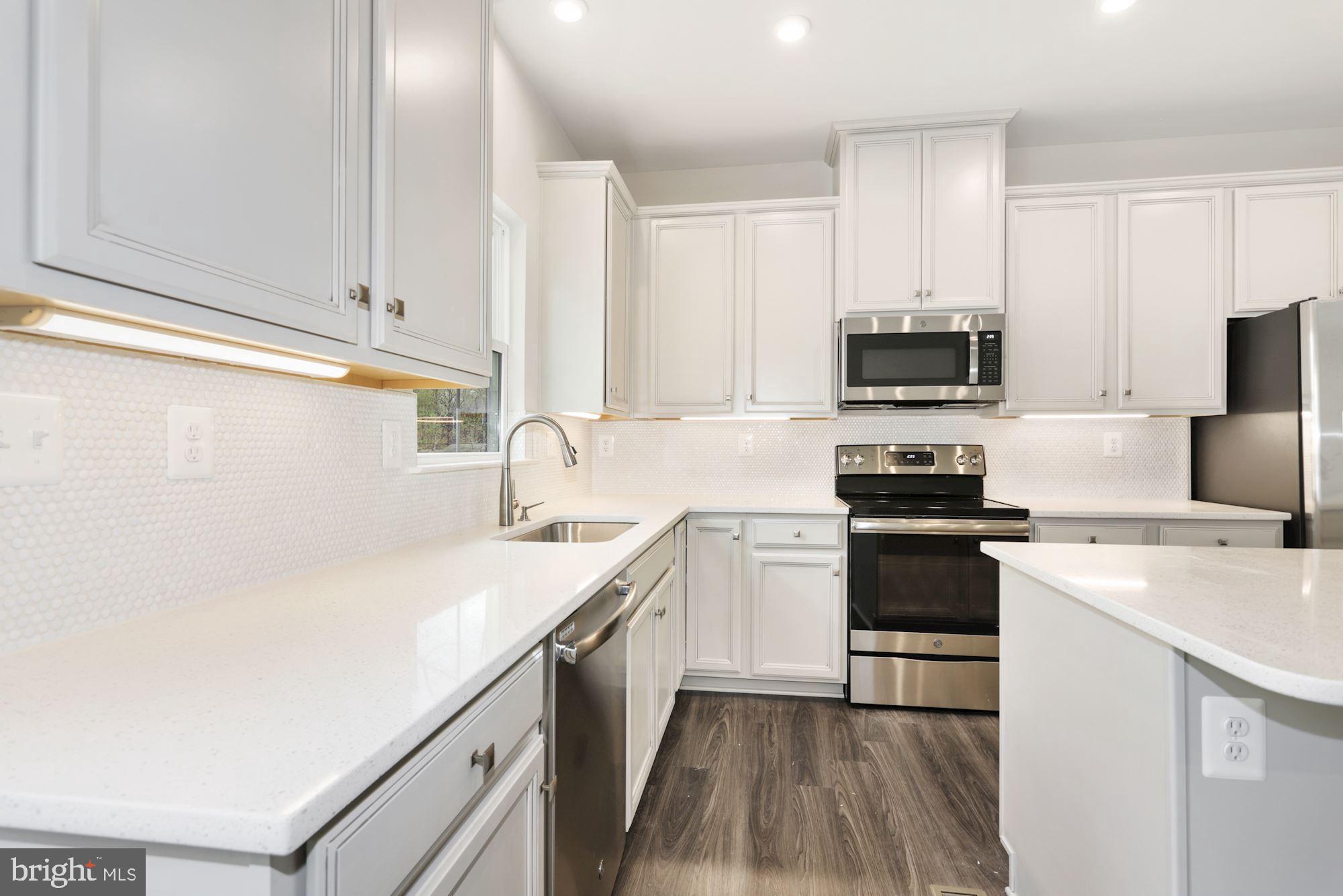 QUIET WATERS AT NORMAN CREEK - Residential