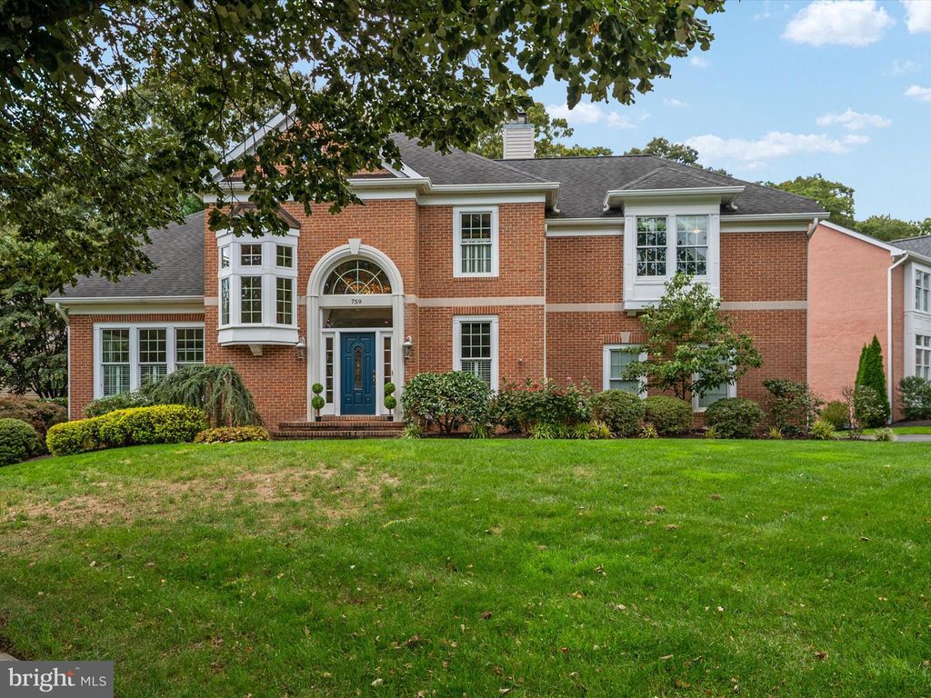 Photo of 759 Stacy Oak Way, MILLERSVILLE, MD 21108 (MLS # MDAA2127434)