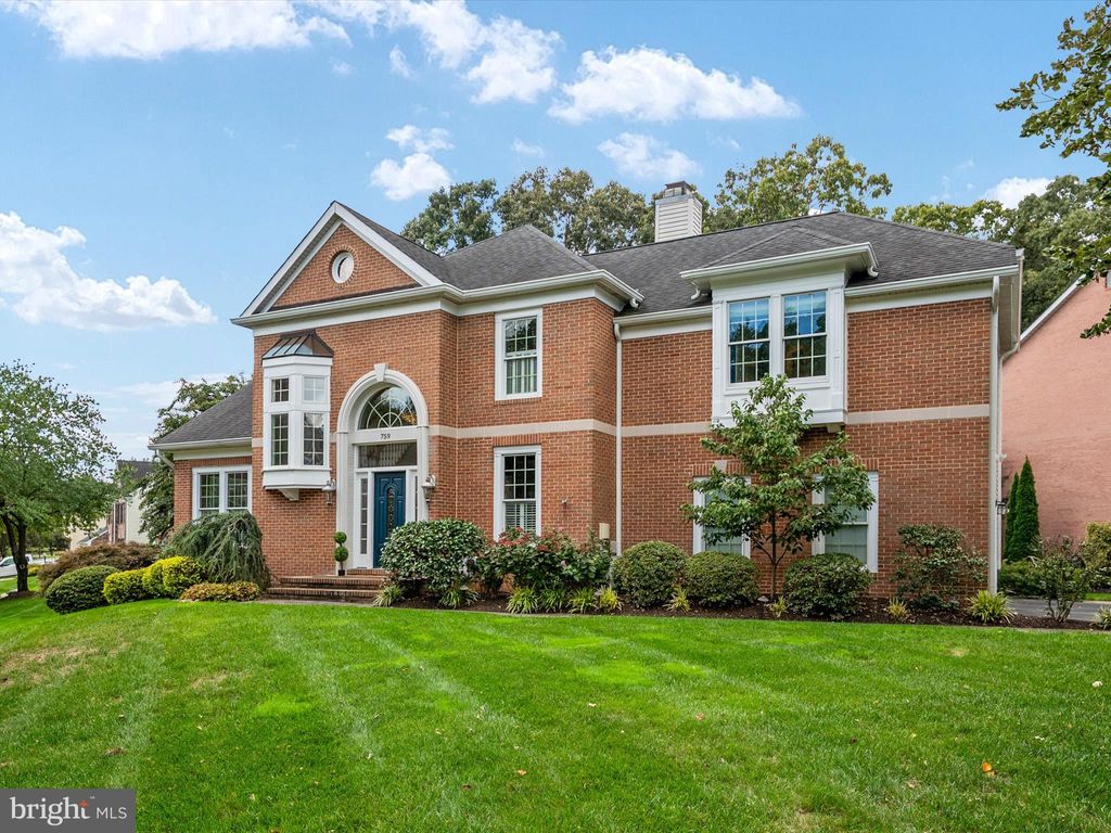 Photo of 759 Stacy Oak Way, MILLERSVILLE, MD 21108 (MLS # MDAA2127434)
