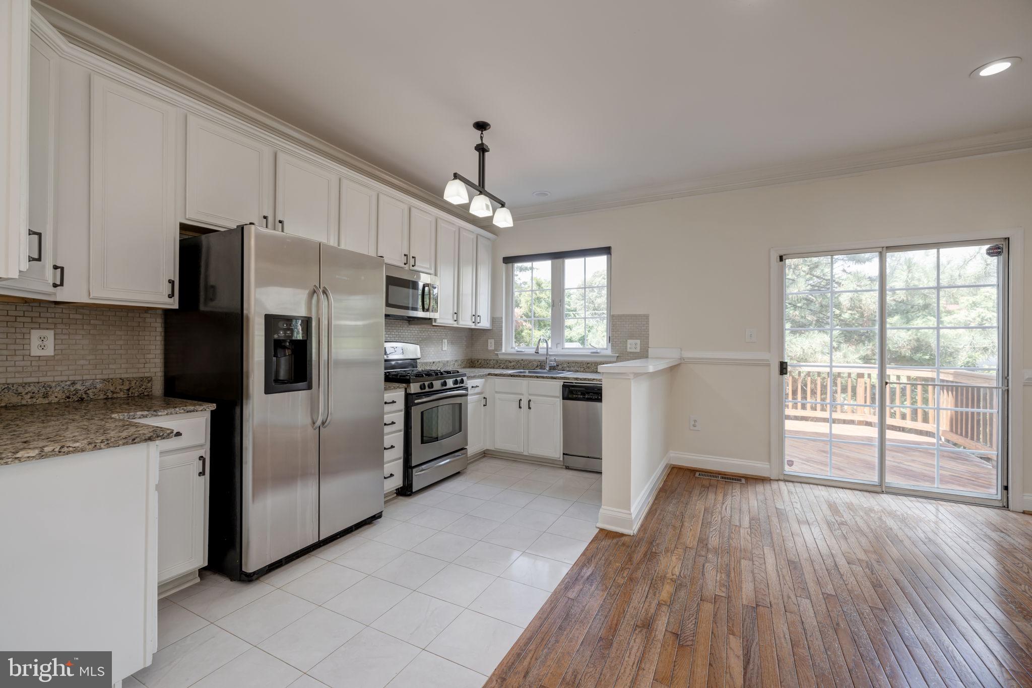 TOWNES AT CAMERON PARKE - Residential Lease