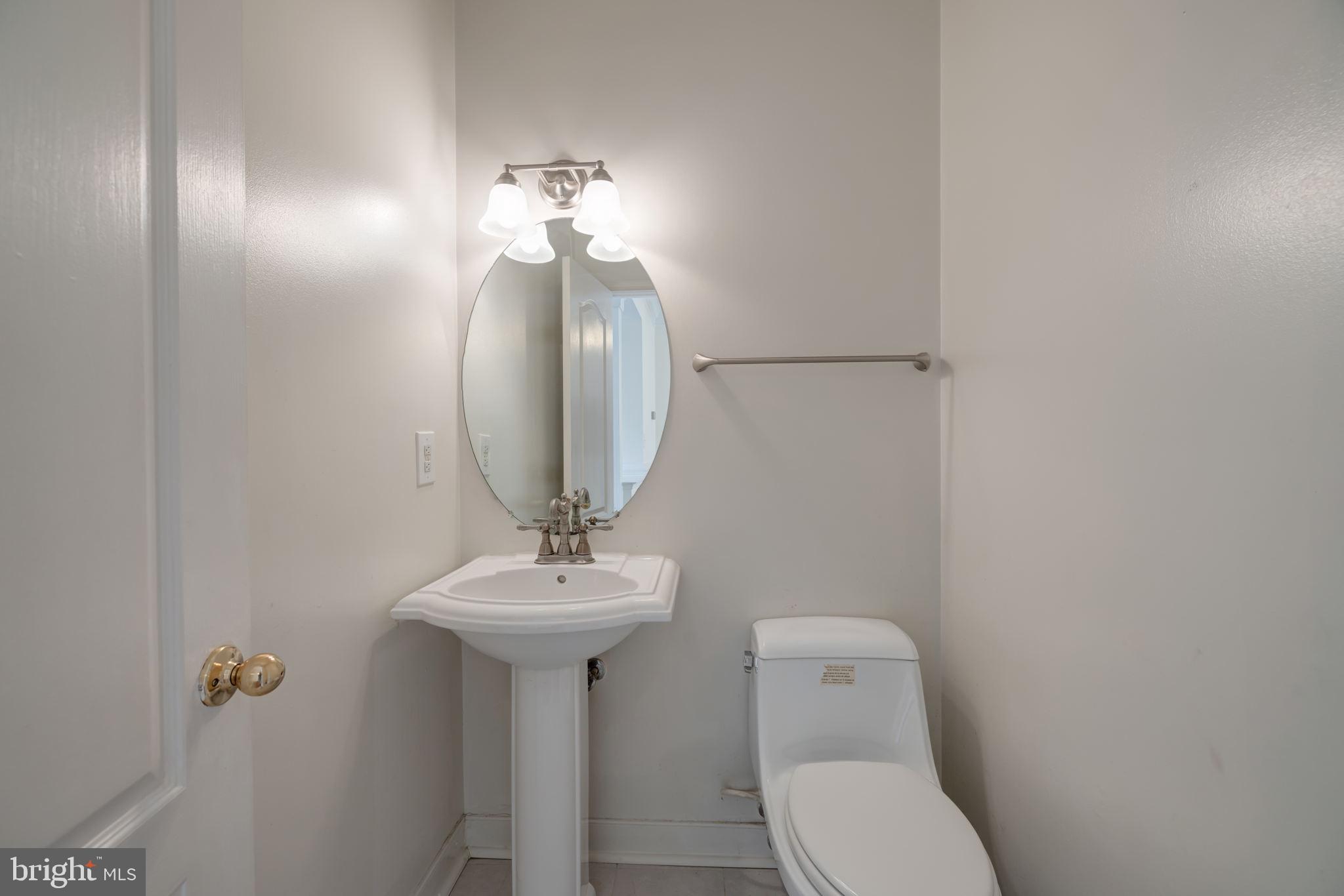 TOWNES AT CAMERON PARKE - Residential Lease