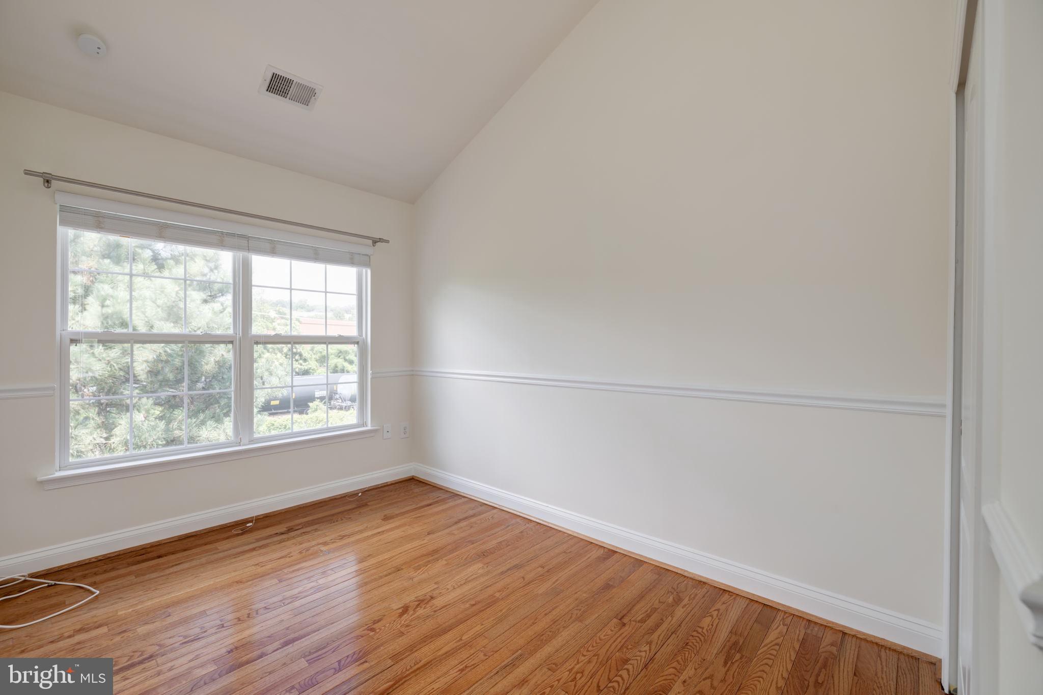 TOWNES AT CAMERON PARKE - Residential Lease