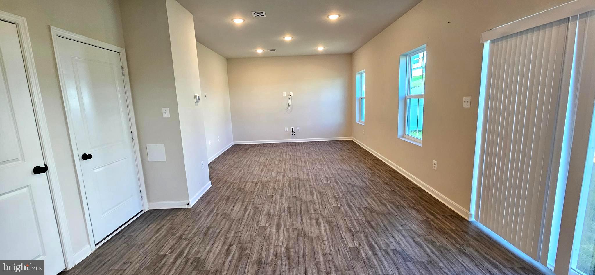 DILLON FARM - Residential Lease