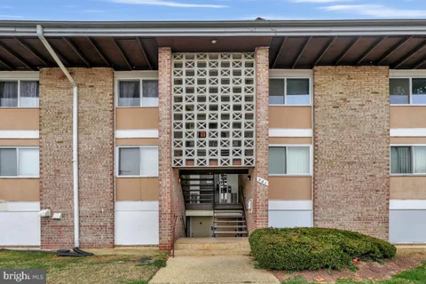 561 Wilson Bridge Drive Unit B1, Oxon Hill, MD MLS: MDPG2219320