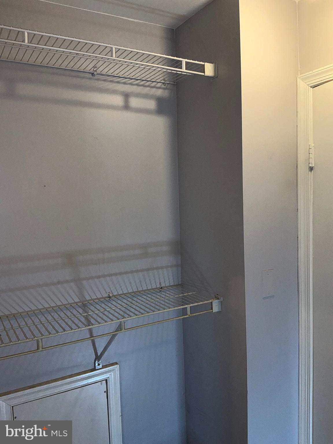 WILLOW COVE MANORS - Residential Lease