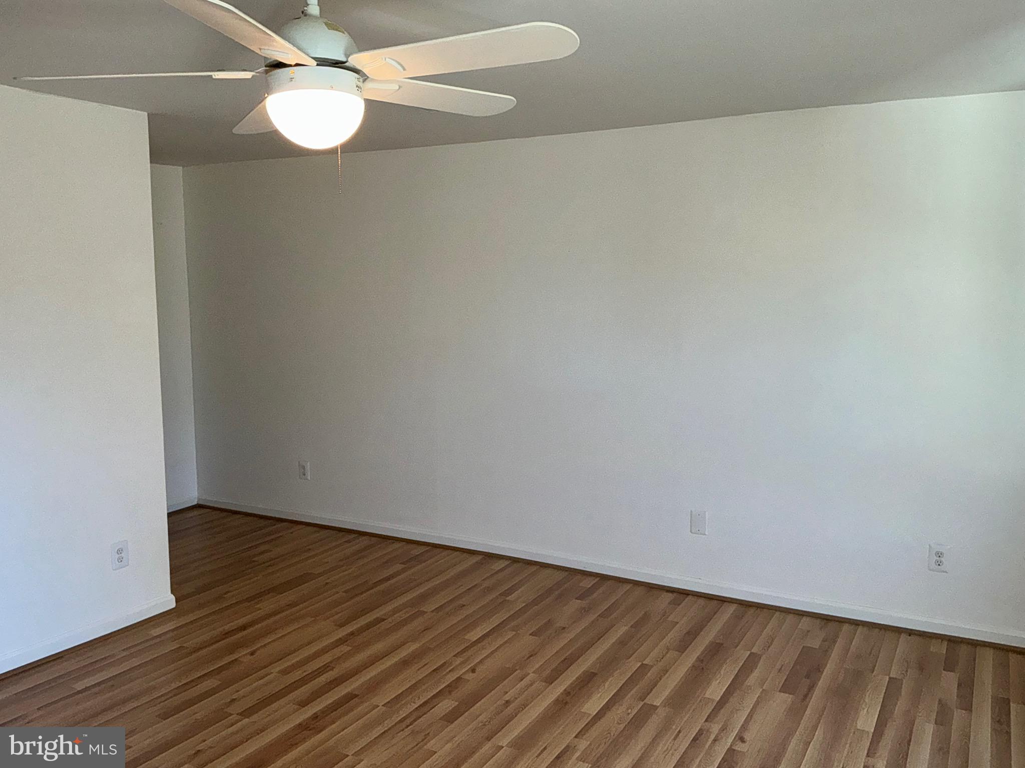 WILLOW COVE MANORS - Residential Lease