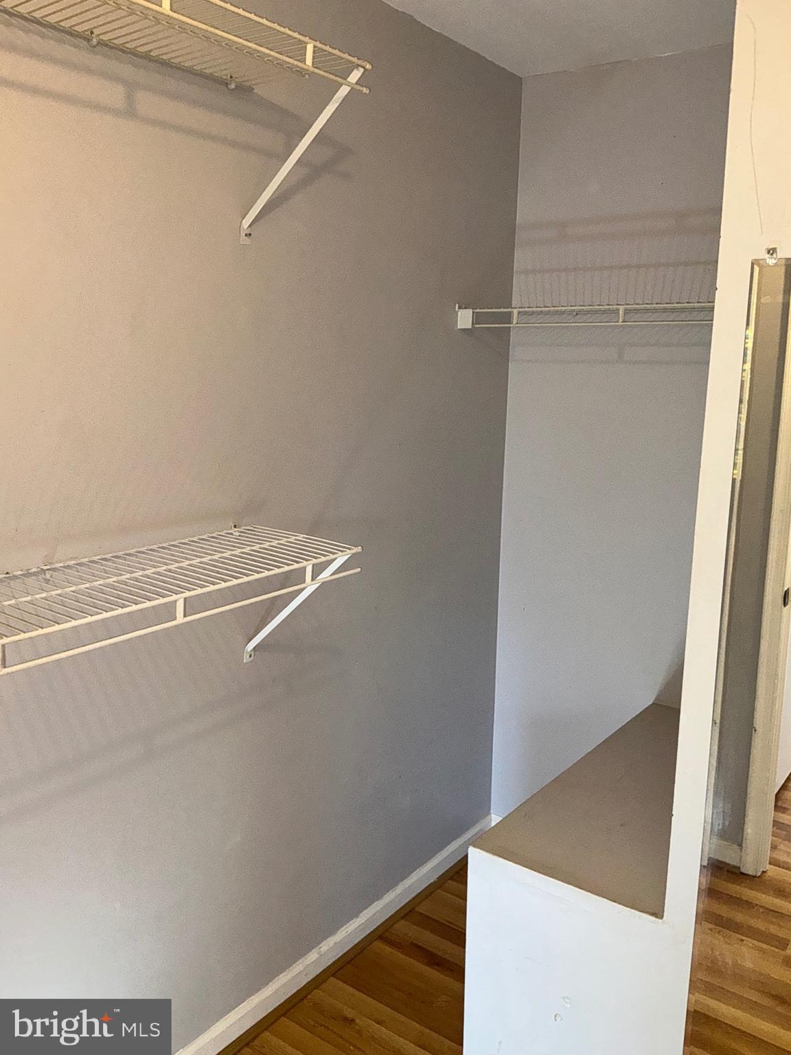 WILLOW COVE MANORS - Residential Lease