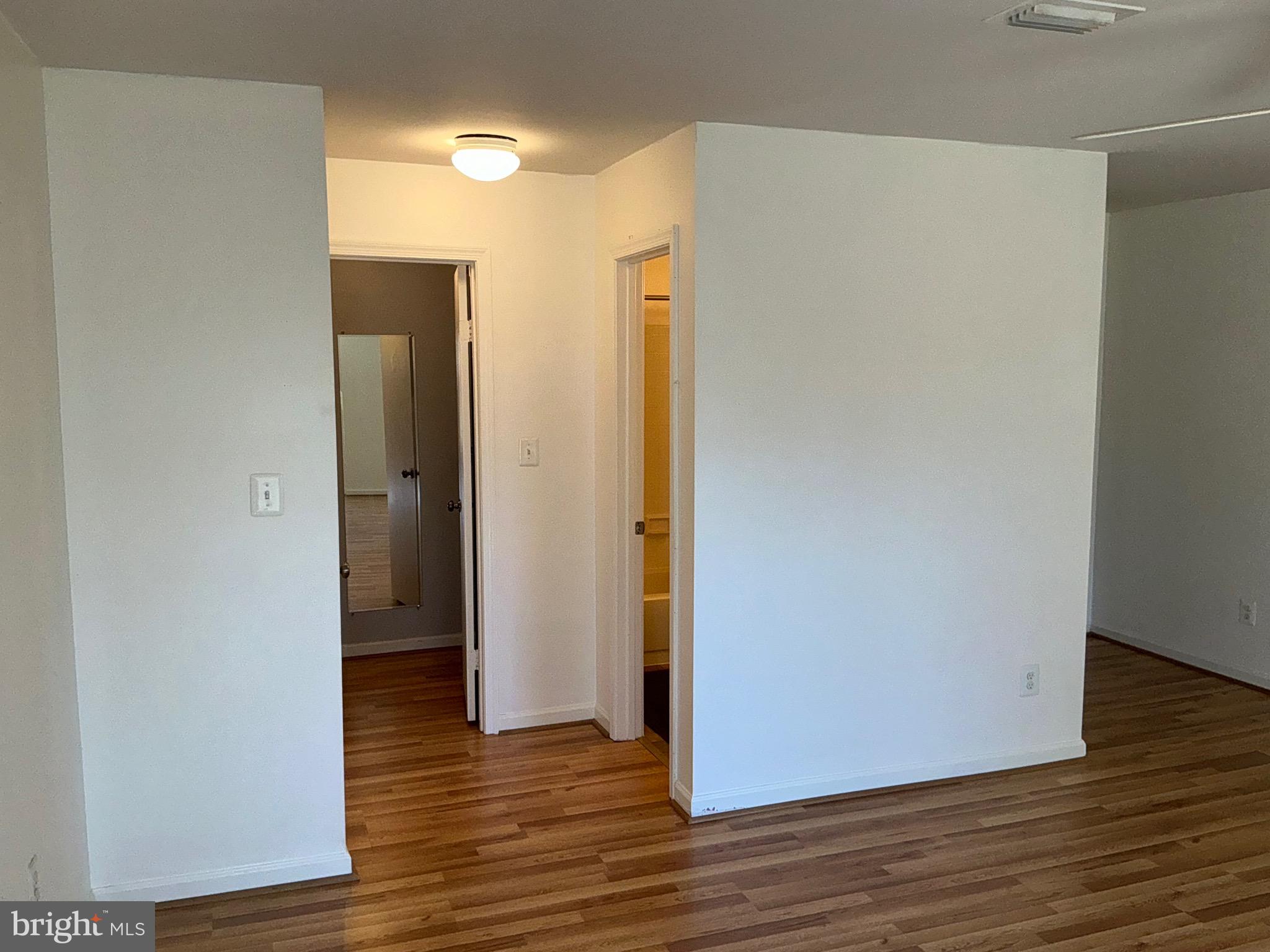 WILLOW COVE MANORS - Residential Lease