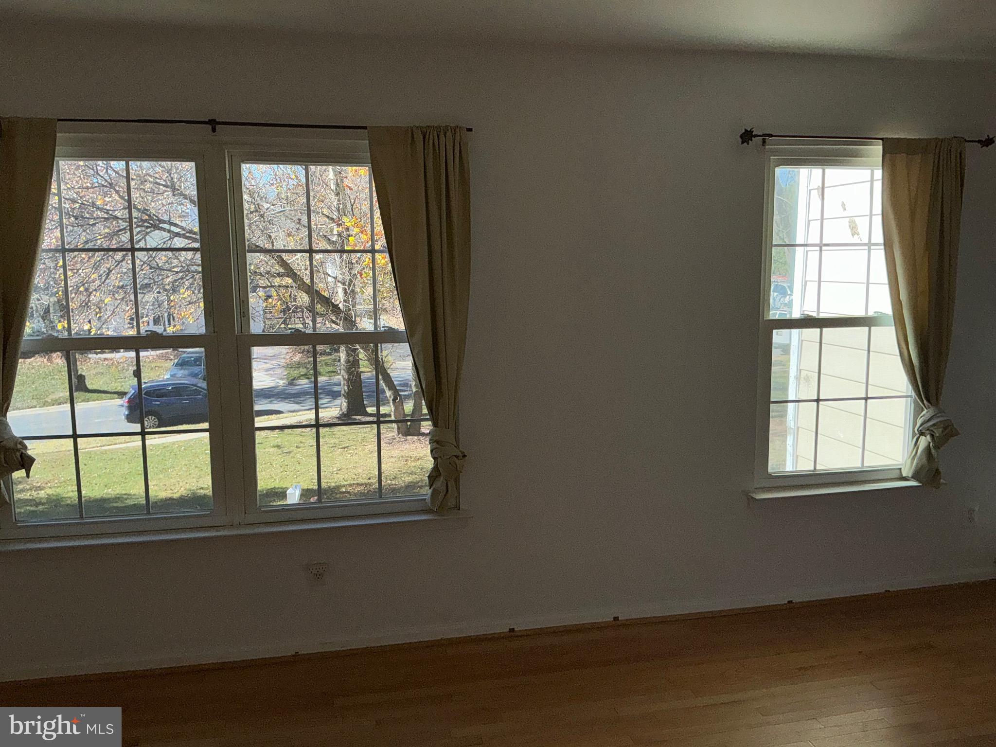 WILLOW COVE MANORS - Residential Lease