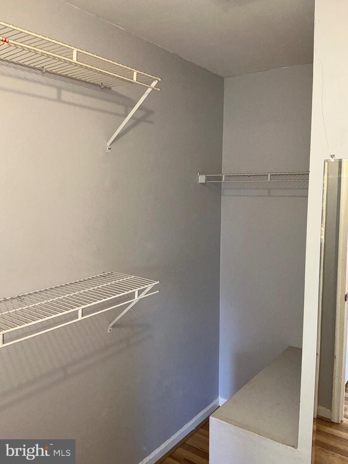 WILLOW COVE MANORS - Residential Lease