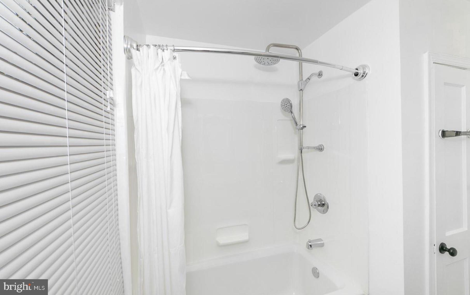 NORTHWOOD - Residential