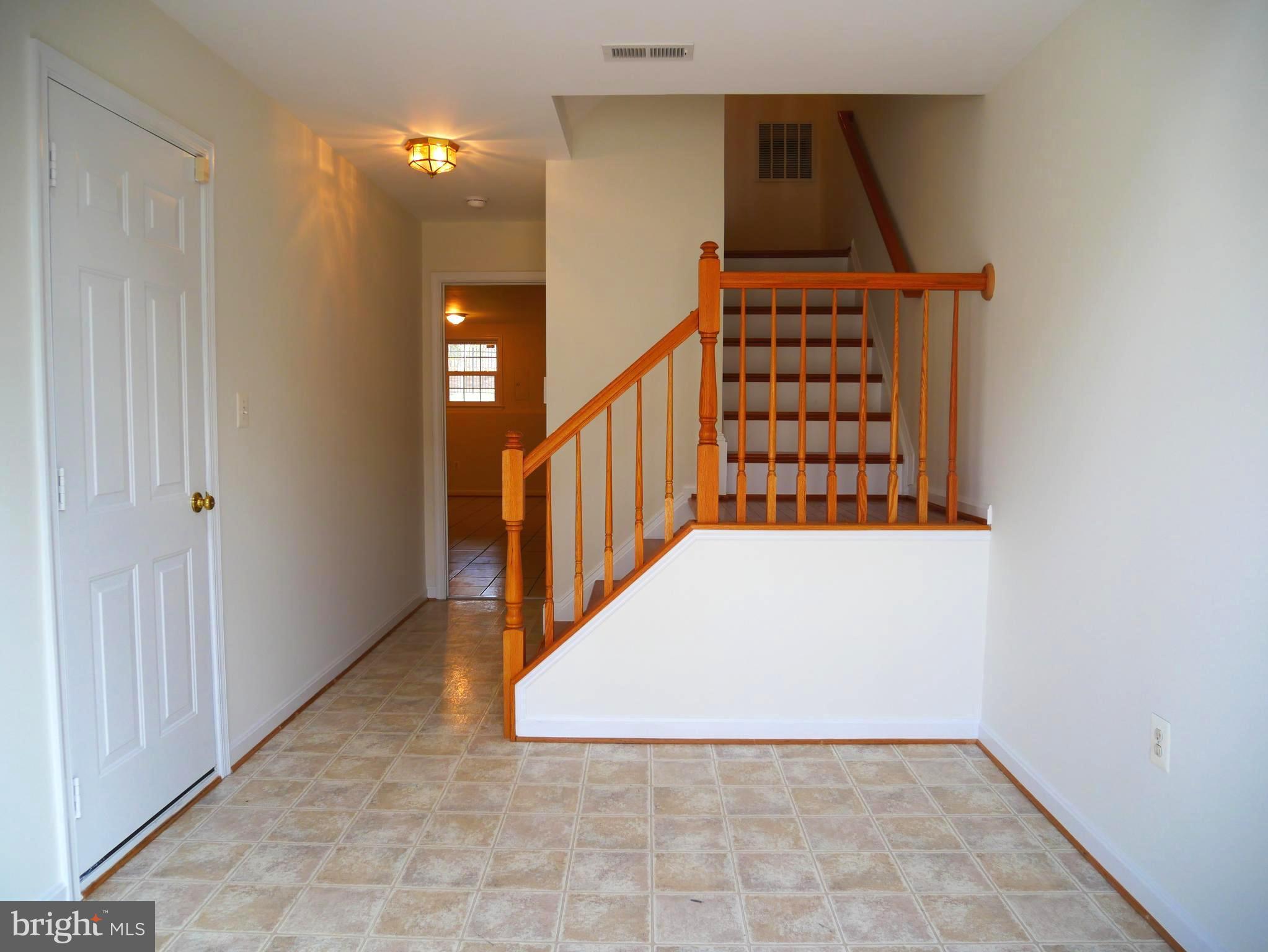 LAKE RIDGE CROSSING - Residential