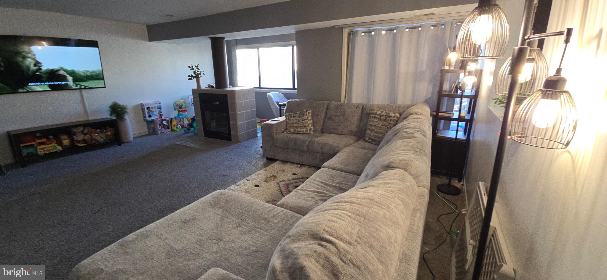 8000 VALLEY MANOR ROAD 3B