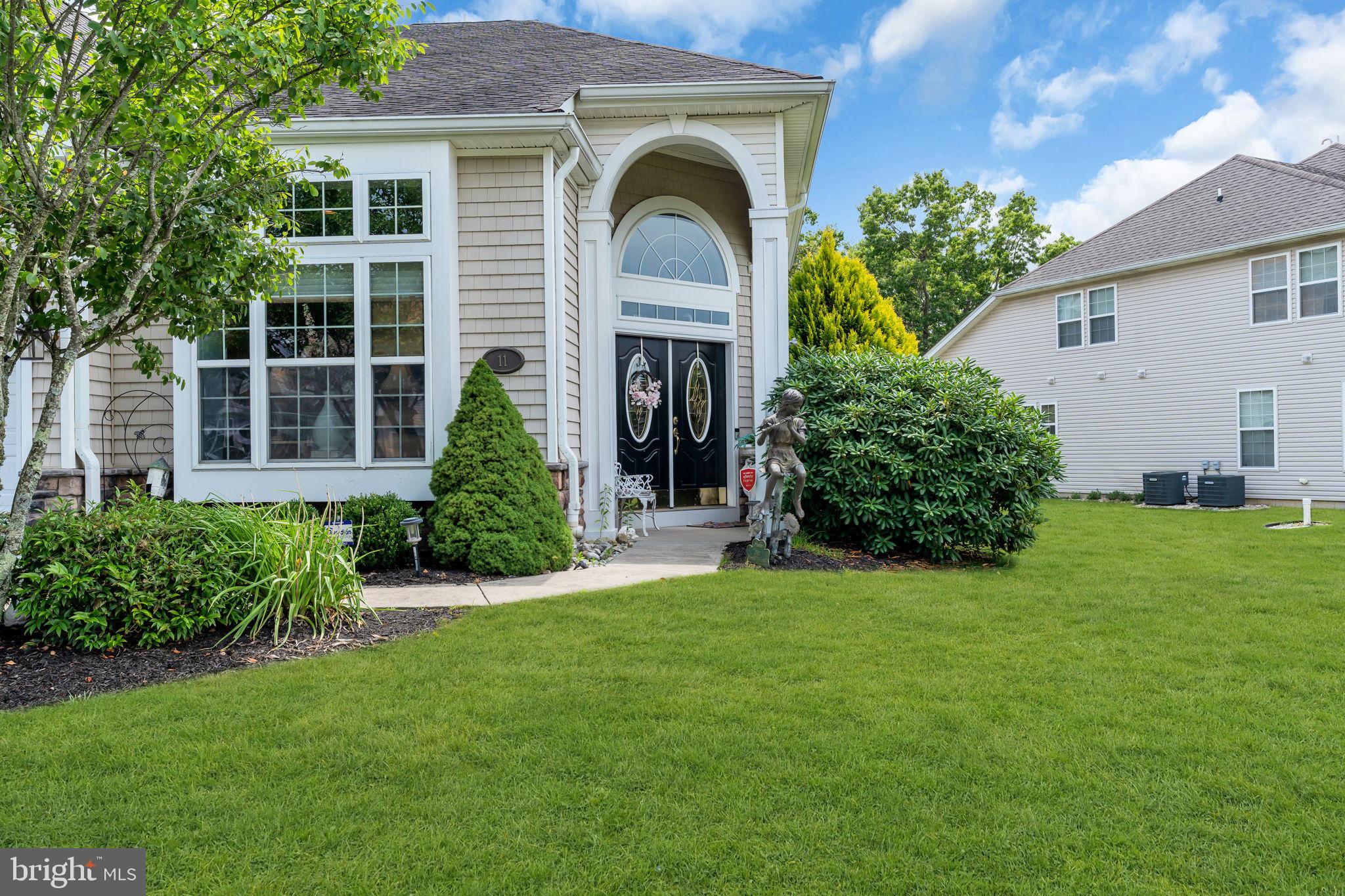 11 MULBERRY DRIVE