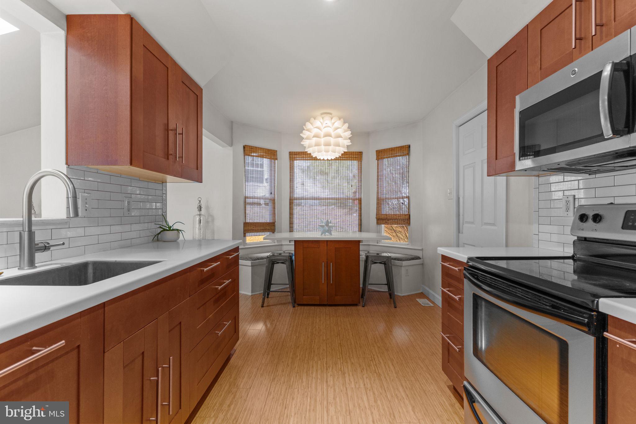 100 ACRE WOODS - Residential