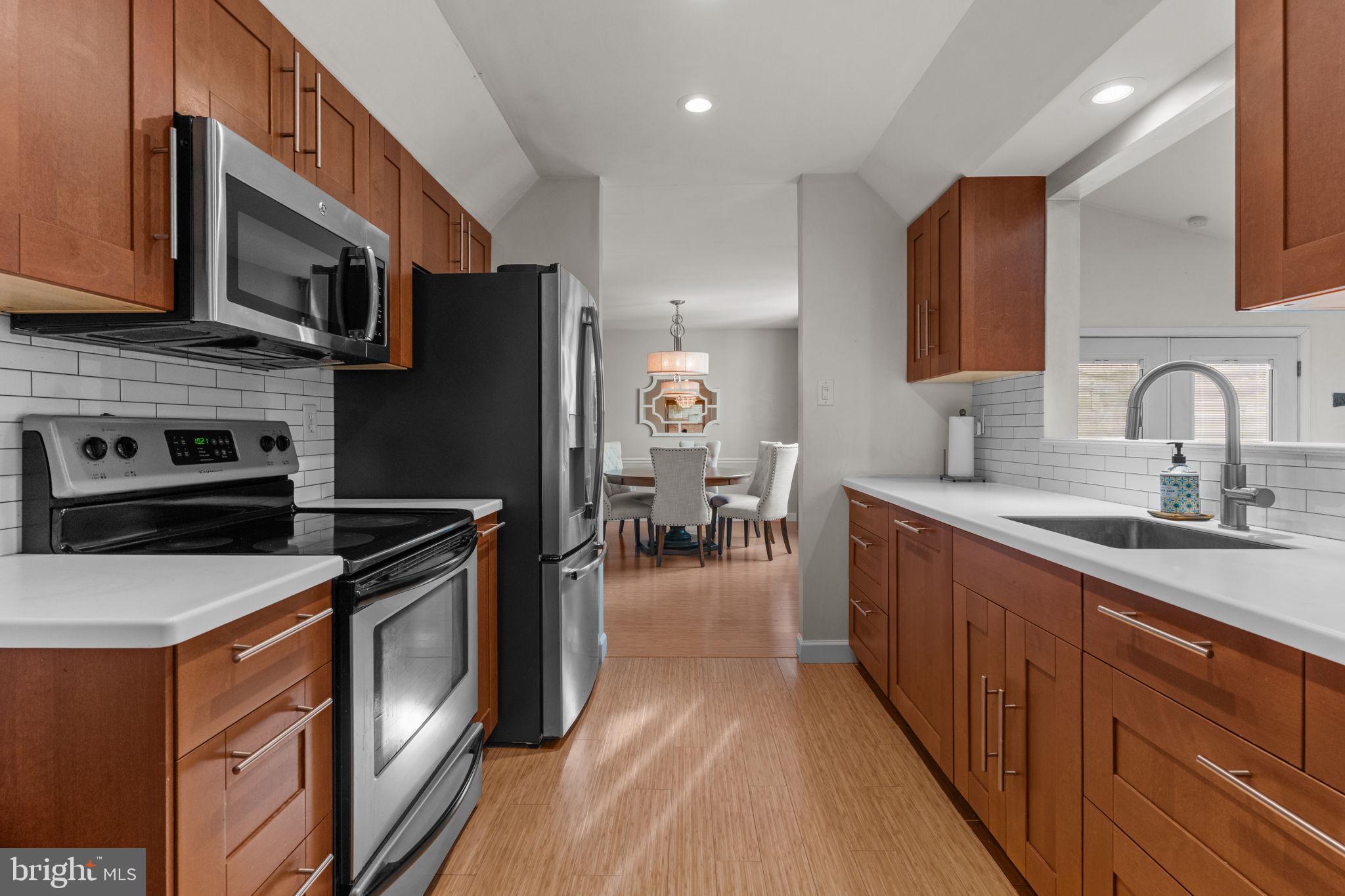 100 ACRE WOODS - Residential