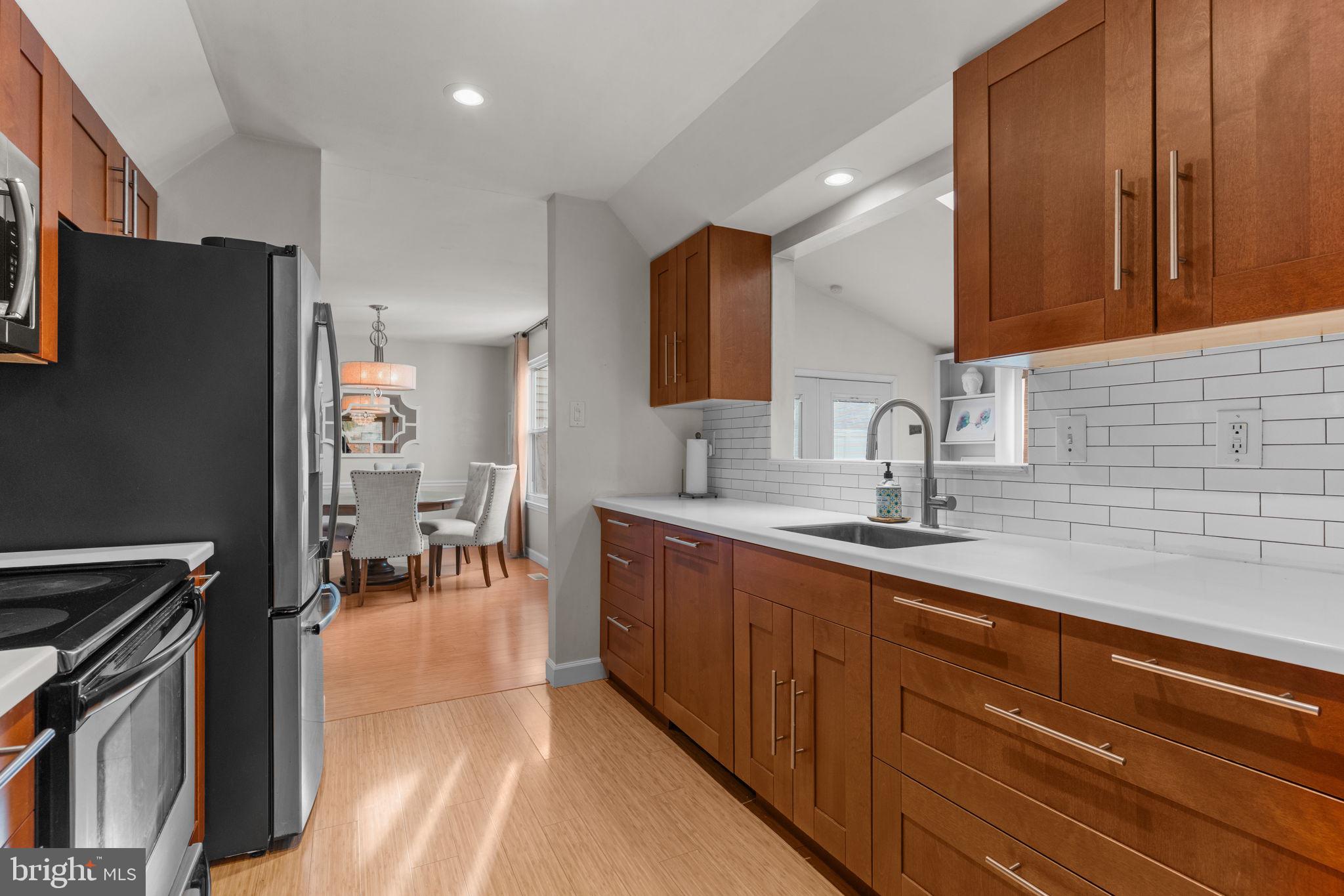 100 ACRE WOODS - Residential