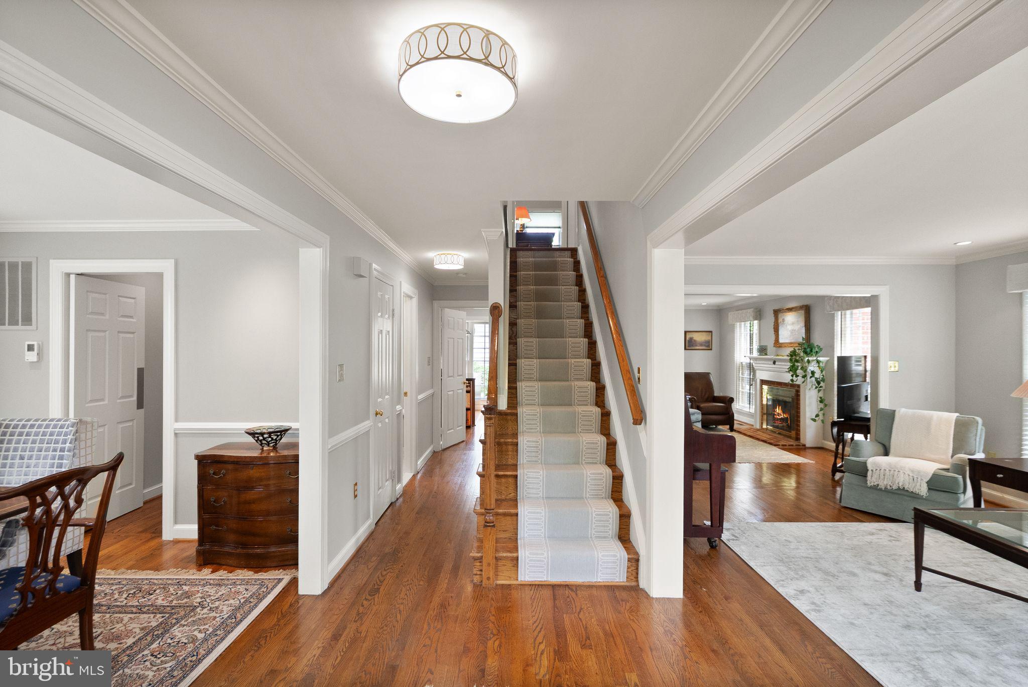 LYON VILLAGE - Residential