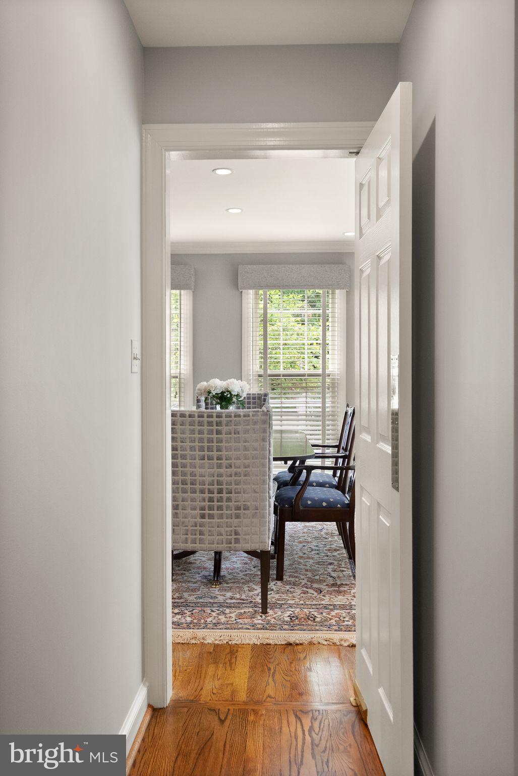 LYON VILLAGE - Residential