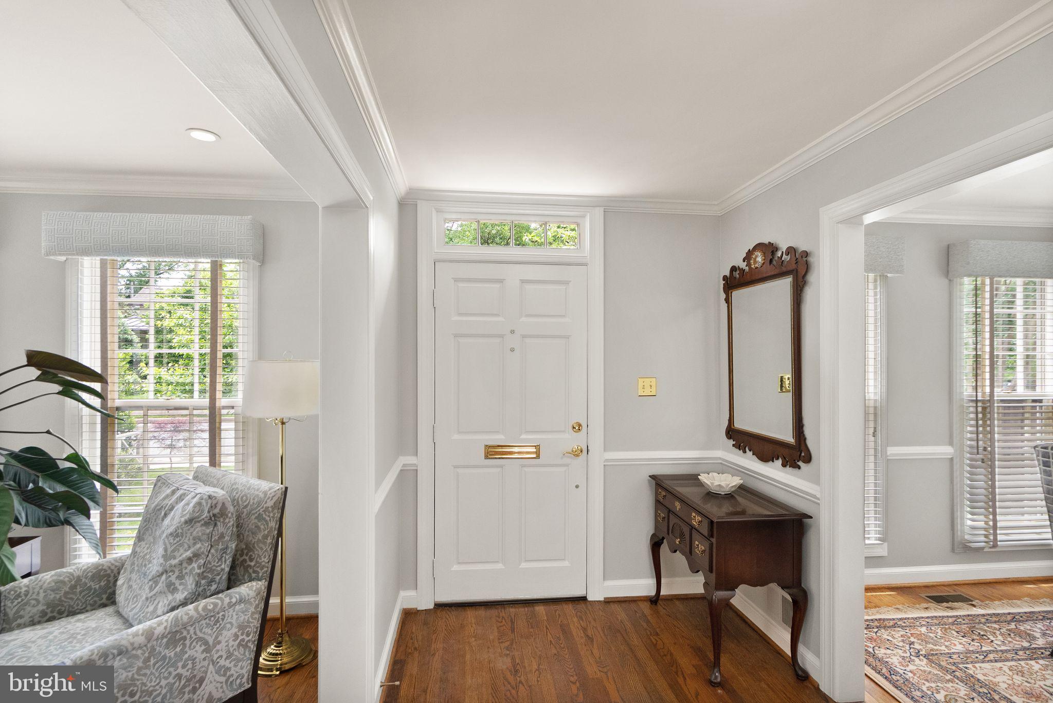 LYON VILLAGE - Residential