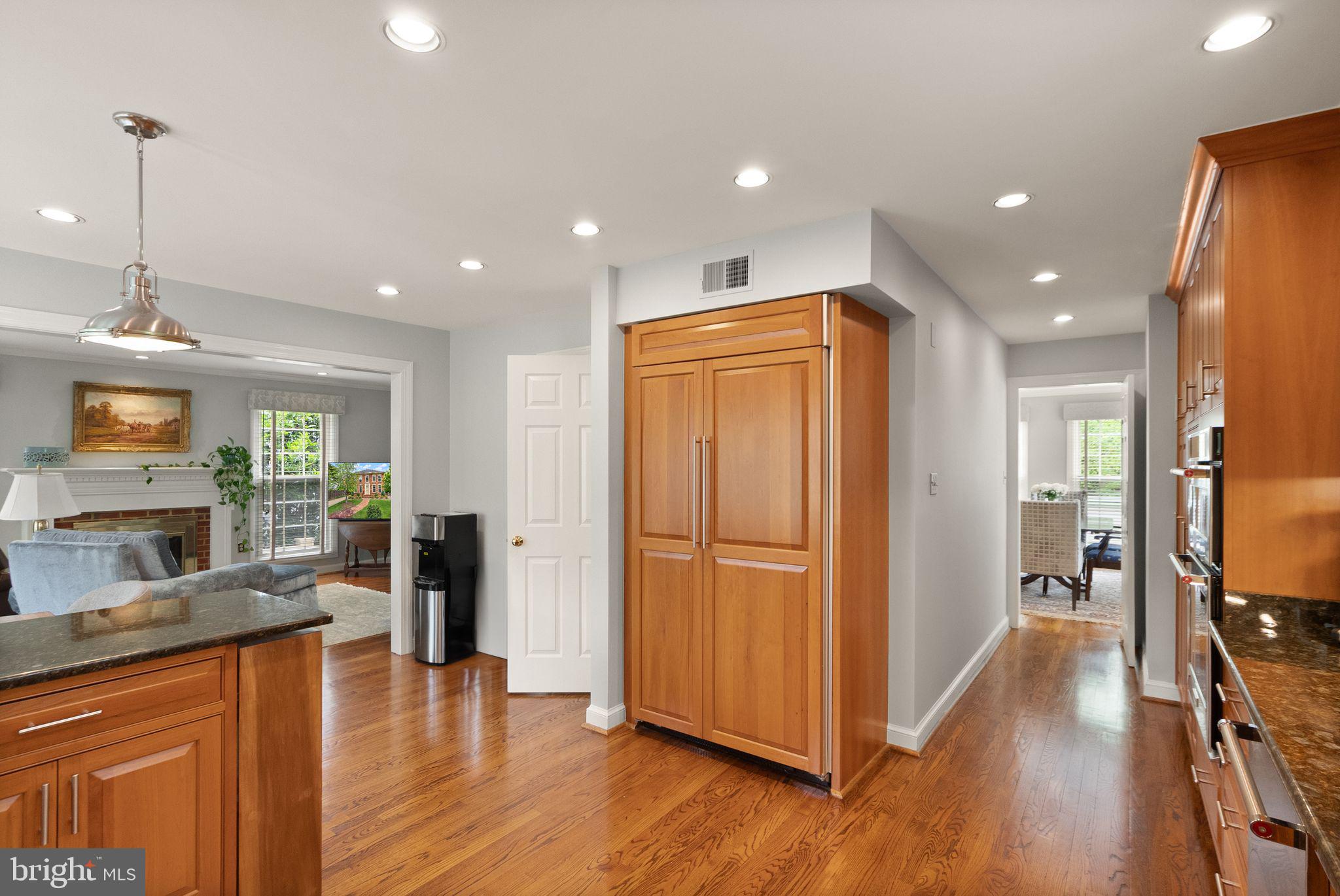 LYON VILLAGE - Residential