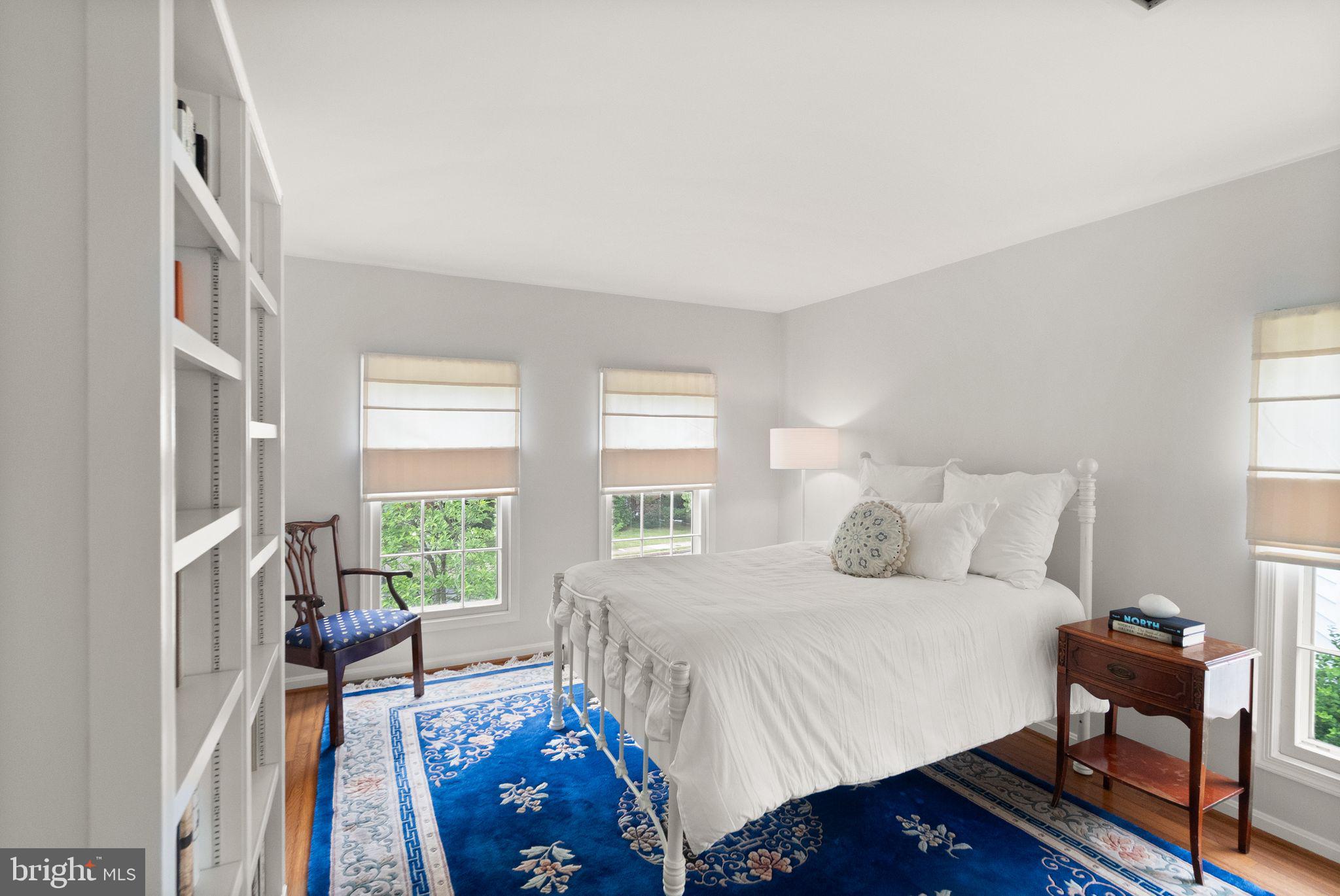 LYON VILLAGE - Residential