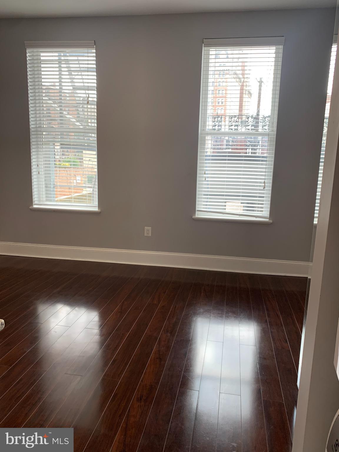 MOUNT VERNON PLACE HISTORIC DISTRICT - Residential Lease