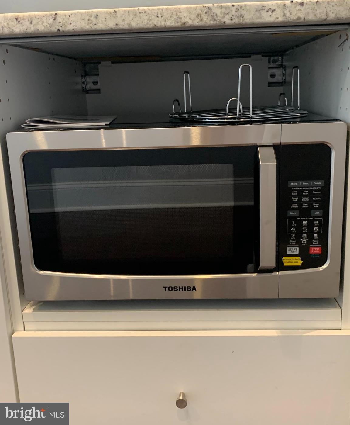 MOUNT VERNON PLACE HISTORIC DISTRICT - Residential Lease