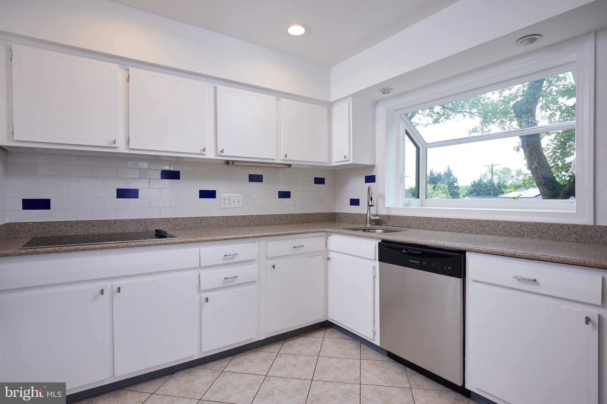 ASPEN HILL PARK - Residential